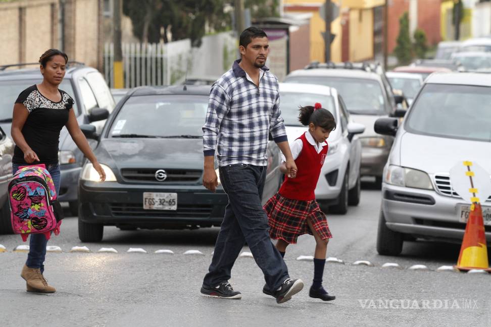 Erradican monopolio en la compra de uniformes en escuelas de Coahuila