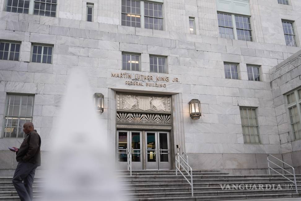 $!Fachada del edificio federal Martin Luther King Jr. en Atlanta. “Estamos identificando edificios e instalaciones que no son esenciales”, dijo la GSA.