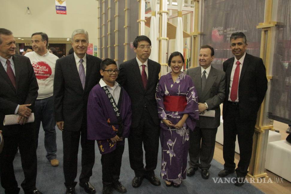 $!Inicia la Feria del Libro Monterrey 2015