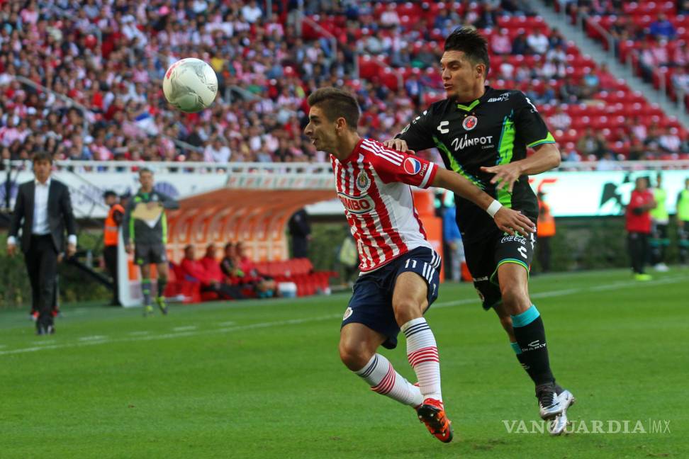 Chivas y Veracruz empatan en el Omnilife