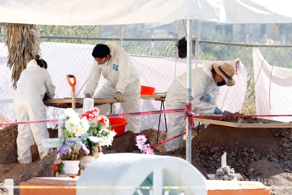 Concluye exhumación masiva en Saltillo; son 47 los cuerpos no identificados