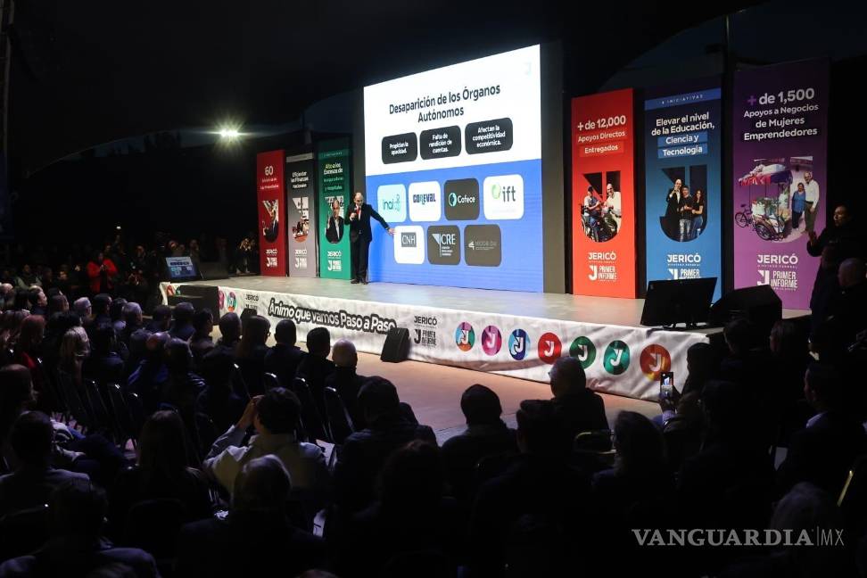 $!El Biblioparque Norte fue el escenario donde el legislador rindió este primer informe.