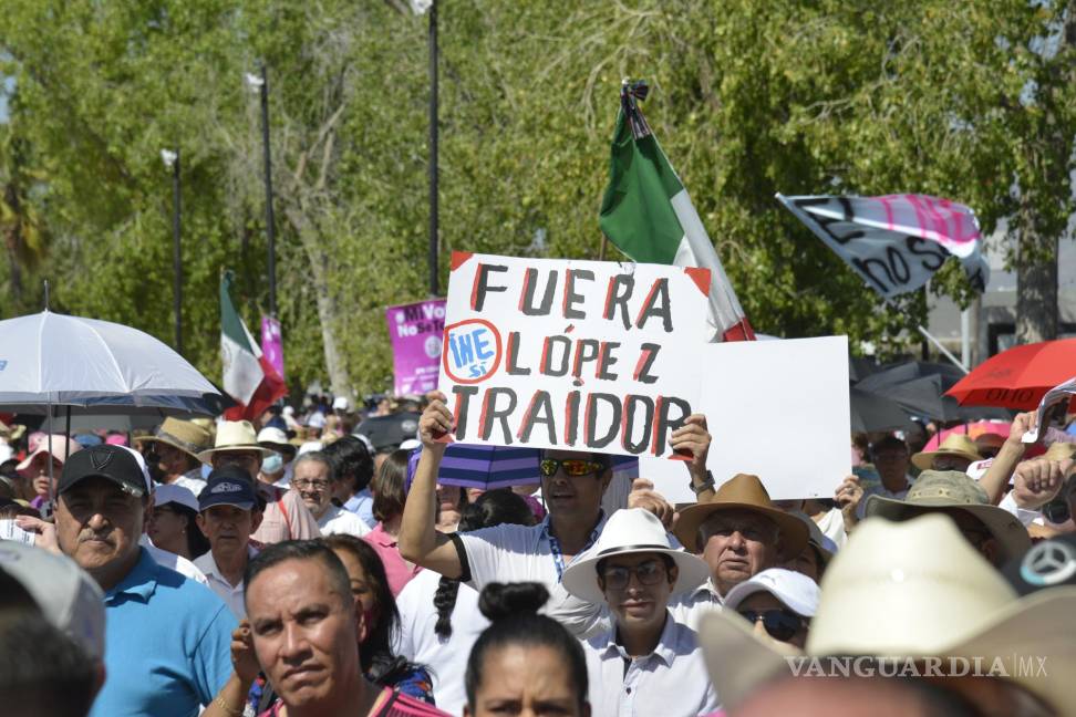 Así toman las calles y plazas miles de mexicanos para defender al INE (Fotos)