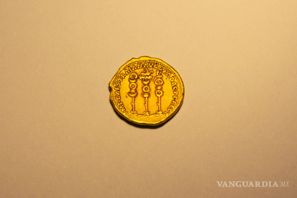 $!Israelí encuentra rara moneda de oro de hace 2 mil años