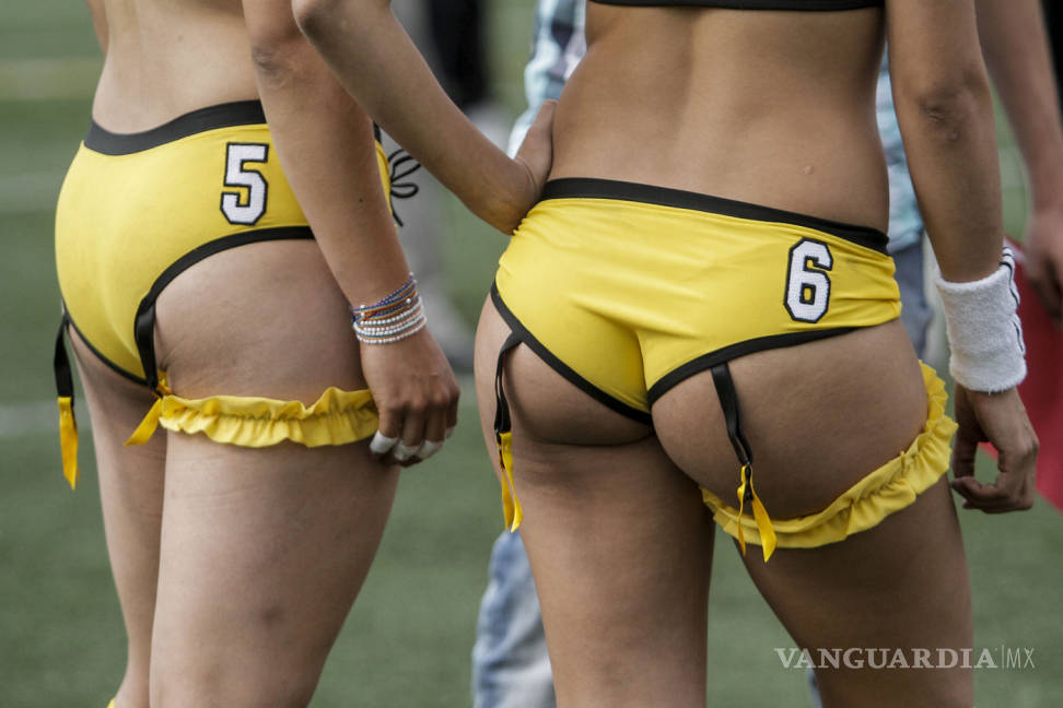 $!Se expande en México liga del ovoide en bikini