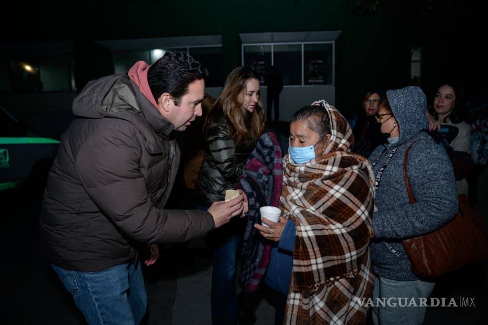 $!Las acciones se realizaron en las inmediaciones de un hospital público al norte de la ciudad, donde permanecen personas cuidadoras por largos periodos.