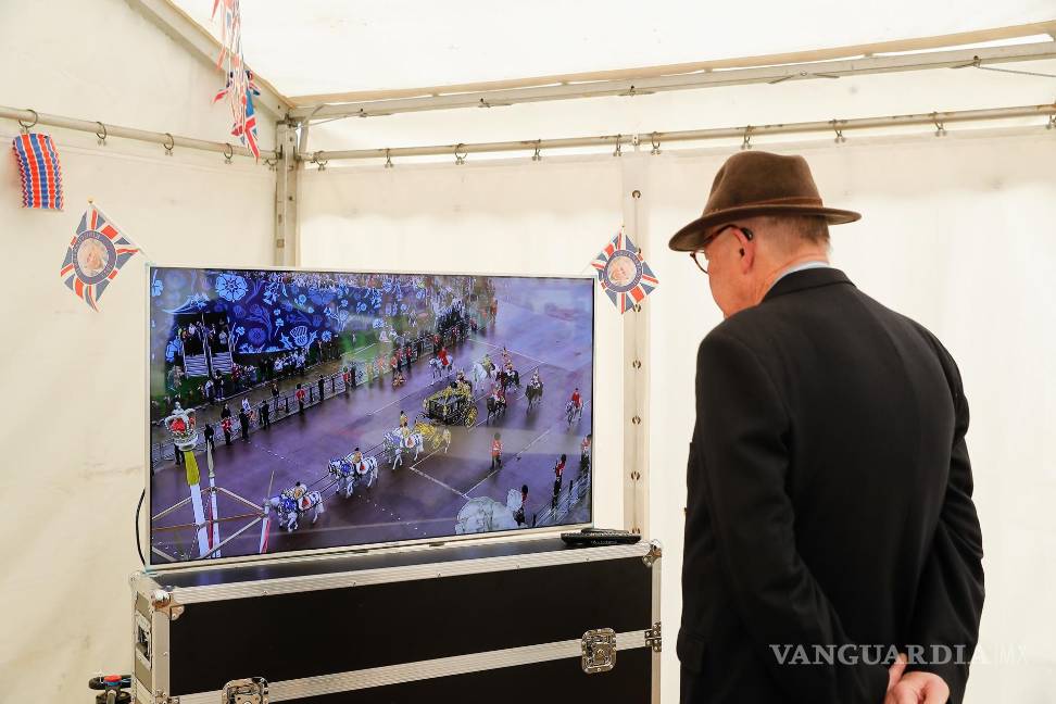 Así inicia el reinado del Carlos III tras una larga espera para ser el monarca británico (fotos)