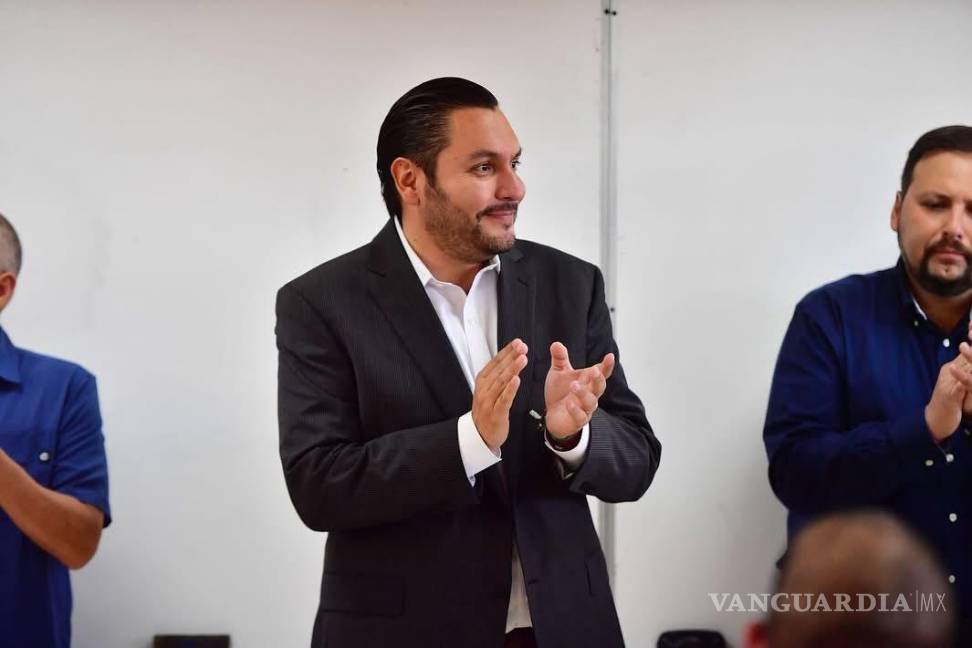 $!El alcalde Carlos Villarreal encabezó el inicio del curso de derechos humanos para elementos activos y en formación.