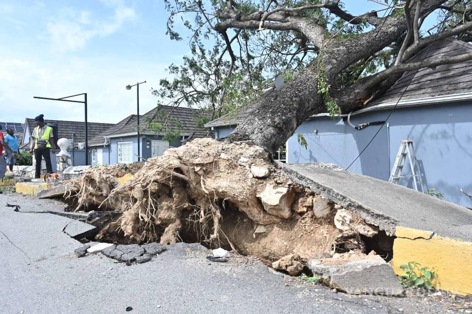 $!Daños provocados por el paso del huracán Melissa en la Parroquia de Saint Ann, Jamaica.