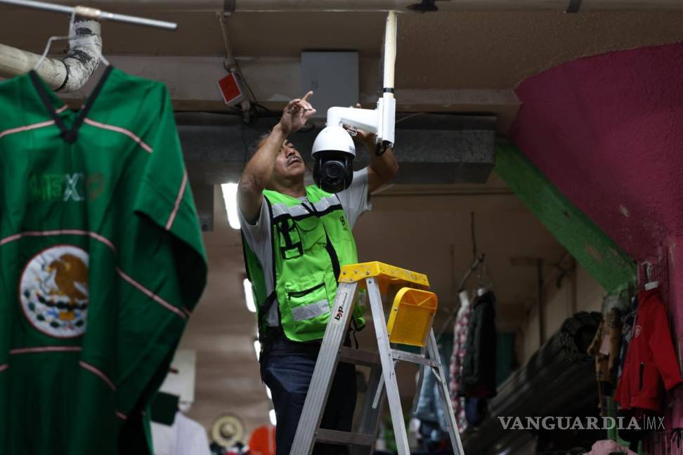 $!En el Centro Histórico se instalaron cámaras con reconocimiento facial y bicicletas eléctricas para reforzar la vigilancia y la proximidad policial.
