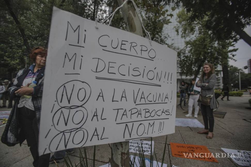 $!Protestan contra cubrebocas y COVID en CDMX, piden usar dióxido de cloro