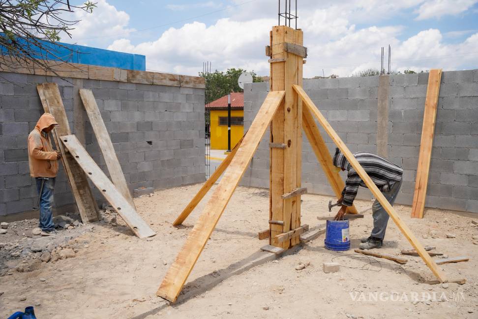 $!Dos clínicas de Salud Popular se construyen en distintas colonias de la ciudad.