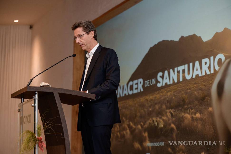 $!Directivos de Cemex participaron en la presentación del documental “Renacer de un Santuario”, destacando los esfuerzos de la empresa en la conservación de la biodiversidad y la protección de los ecosistemas de la reserva natural El Carmen.