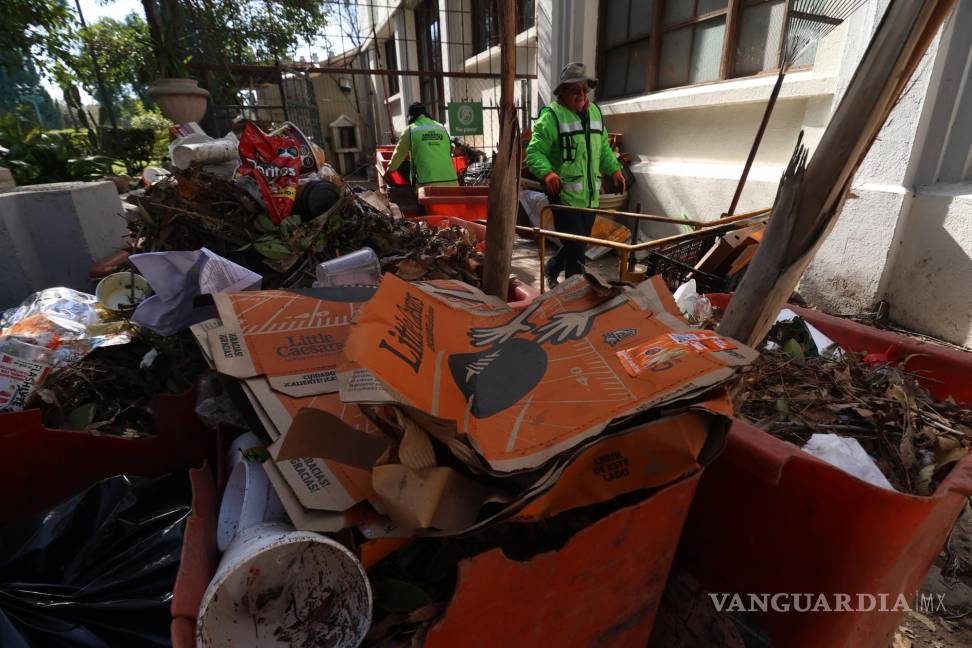 $!El Gobierno Municipal busca soluciones al problema de la basura con propuestas como depósitos más grandes y alianzas con recicladoras.