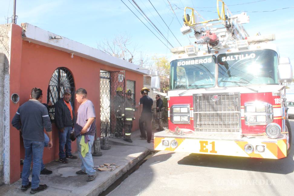Muere joven aplastado por una losa ante los ojos de su padre, en Saltillo