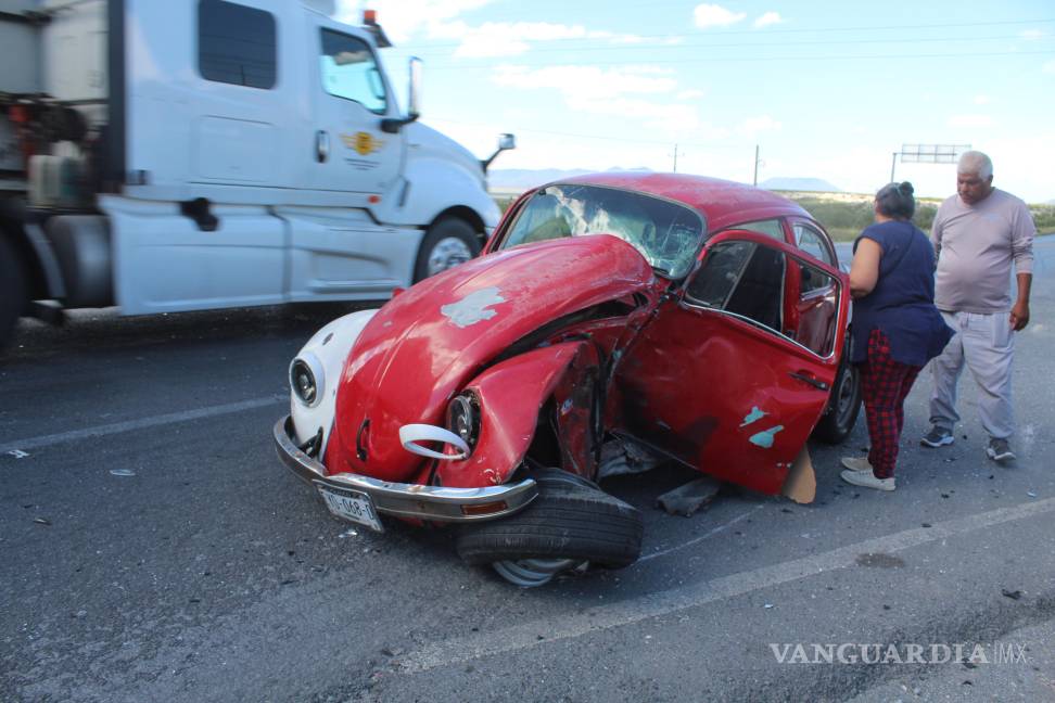Volcadura deja tres lesionados en la Saltillo-Zacatecas