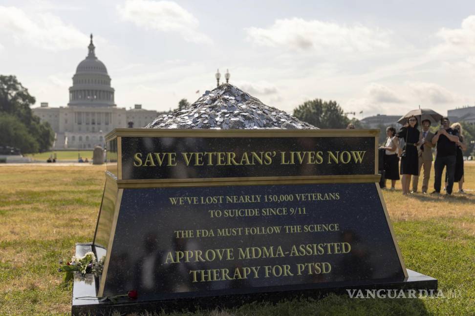 $!Un monumento en homenaje a los 150,000 veteranos que se calcula que han perdido la vida por suicidio en los últimos 20 años en Washington.