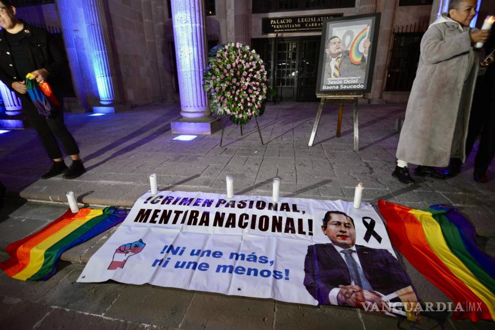 $!A un año de su muerte, homenajean con guardia de honor a le magistrade Ociel Baena