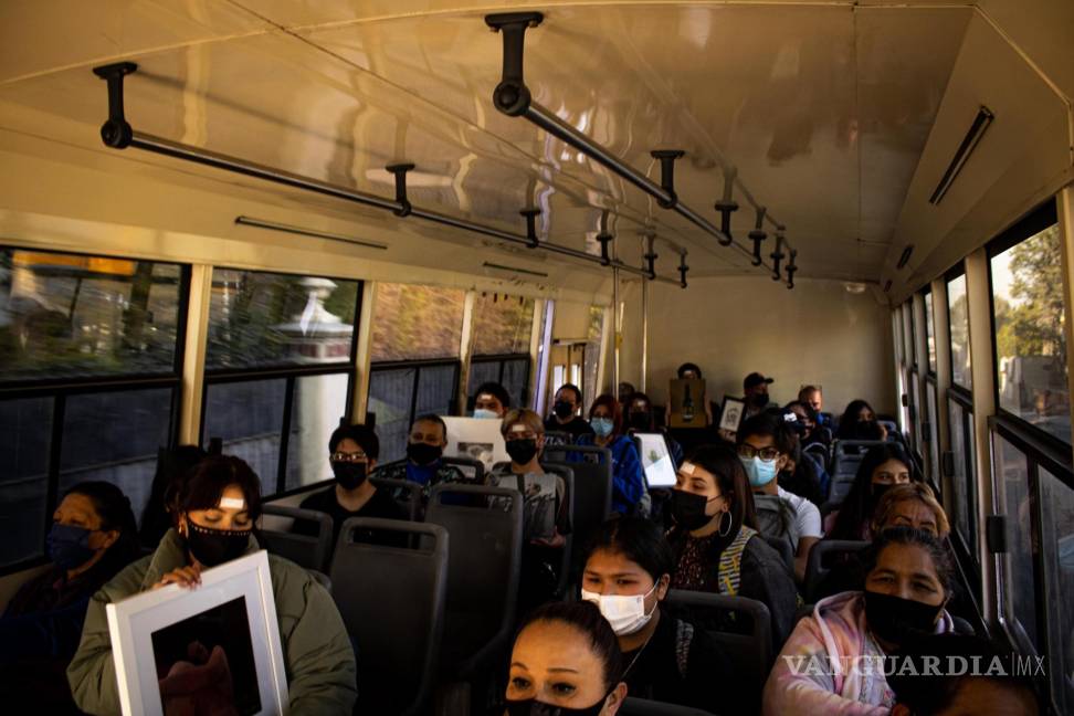 $!Estudiantes de la UAdeC hacen de transporte público de Saltillo una galería artística