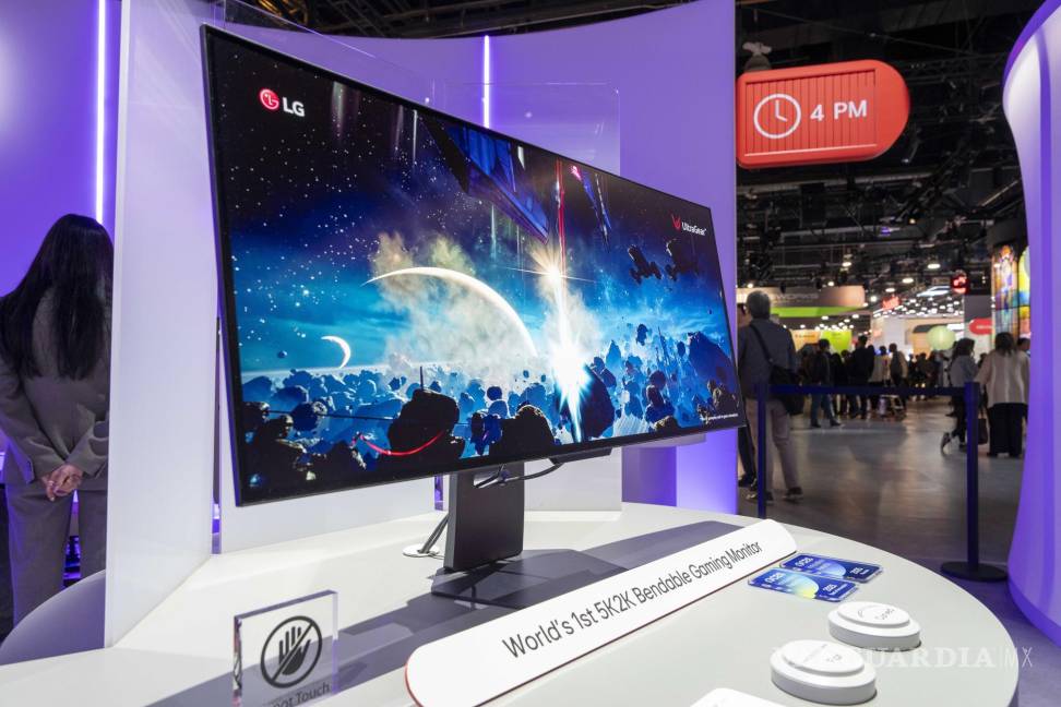 $!El monitor para juegos flexible OLED UltraGear de LG se mostrará en el CES 2025 el martes 7 de enero de 2025 en Las Vegas.