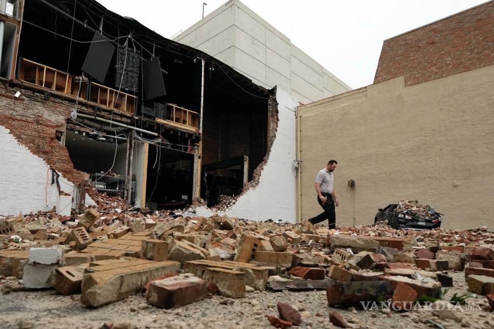 Así amanece Houston tras el paso de potentes tormentas que dejaron 4 muertos y a 900,000 viviendas y negocios sin electricidad (fotos)