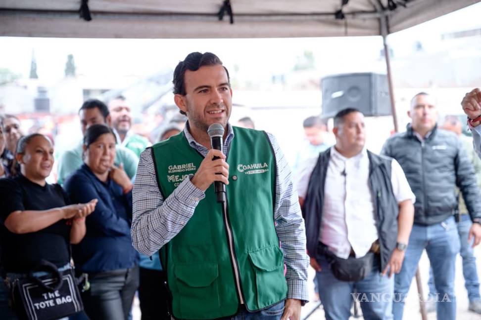 $!El coordinador general de Mejora Coahuila, Gabriel Elizondo Pérez, resaltó la coordinación entre gobierno estatal y municipal para llevar obras de infraestructura a todos los sectores de la ciudad.