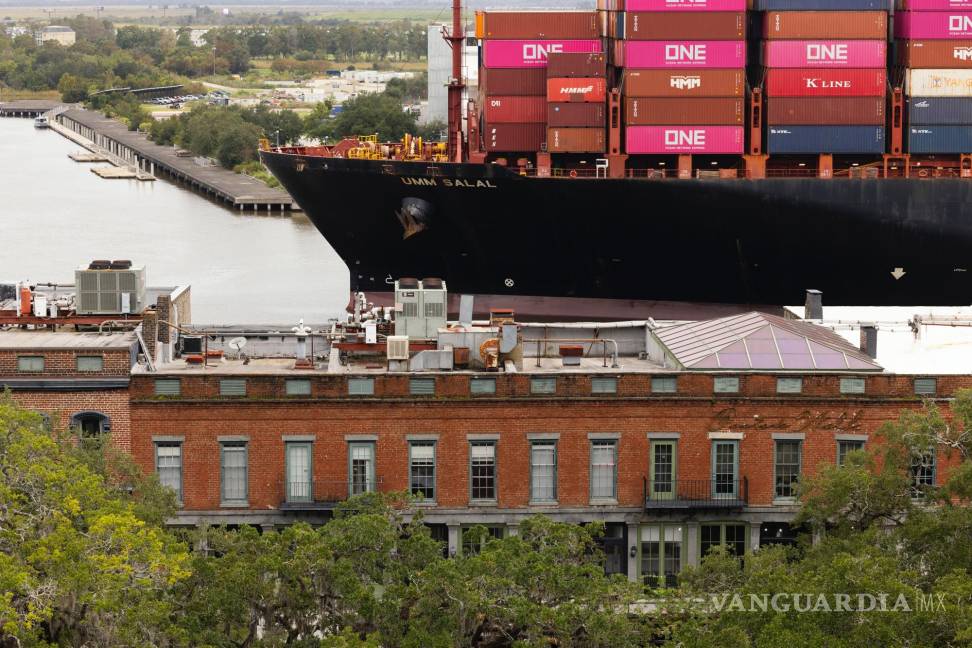 $!Un barco de carga en Savannah, Georgia. El presidente electo Donald Trump ha profesado su creencia en el poder de los aranceles durante décadas.