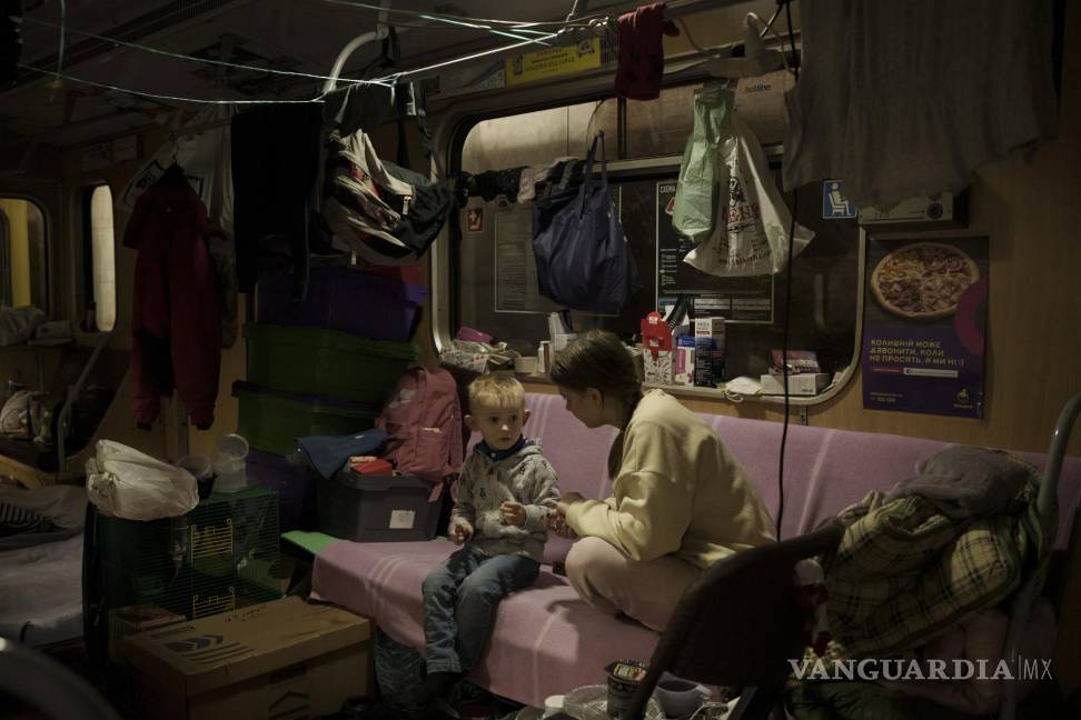 Vagones del metro se convierten en el hogar de ucranianos