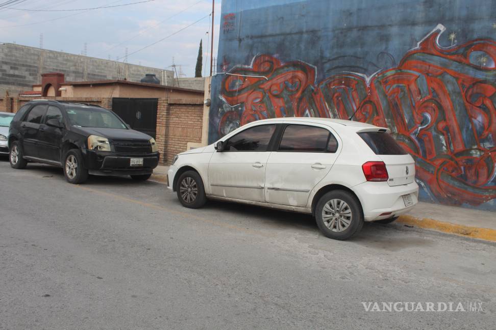 Conductora embiste a motociclista en Saltillo