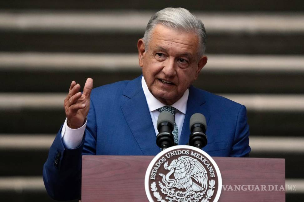 $!Andrés Manuel López Obrador, presidente de México, ha estado atacando a Xóchitl Gálvez, la favorita de la oposición para las elecciones presidenciales de 2024.