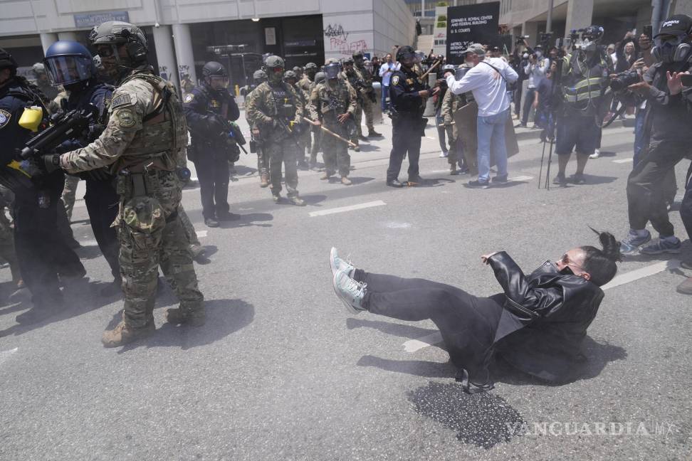 $!“Las injusticias que están enfrentando los inmigrantes en Los Ángeles son inaceptables y no pueden ser ignoradas”, afirmó Jorge Ramos