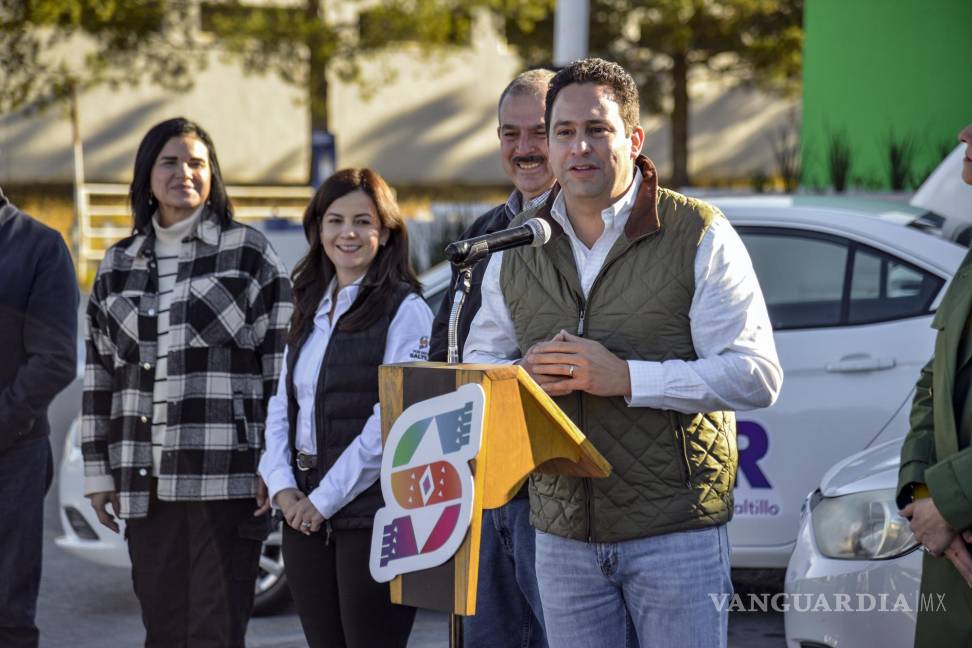 $!Javier Díaz González destaca la importancia de acercar los servicios del DIF a los barrios y ejidos.