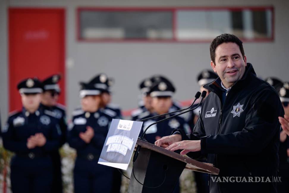 $!El alcalde anunció que en las próximas sesiones de Cabildo, funcionarios que busquen participar en el proceso electoral deberán solicitar licencia.