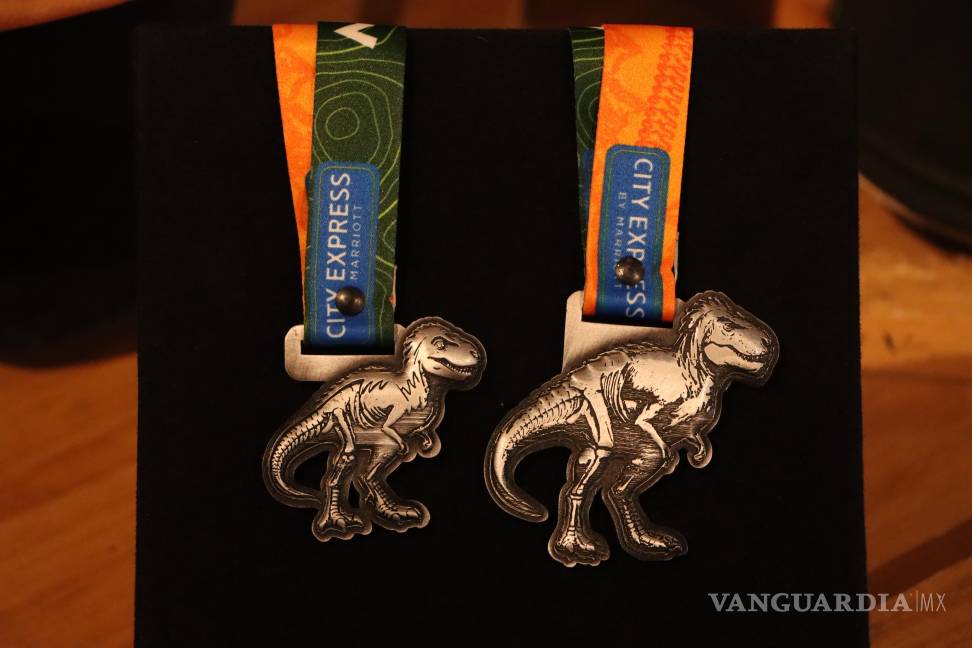 $!Participantes adultos recorrerán 5 o 10 kilómetros en los alrededores del Parque Las Maravillas durante la Carrera del Desierto 2025.