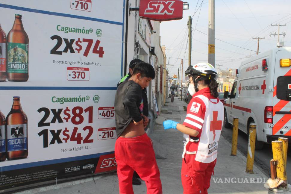Motociclista se extravía y termina lesionado tras accidente en el centro de Saltillo
