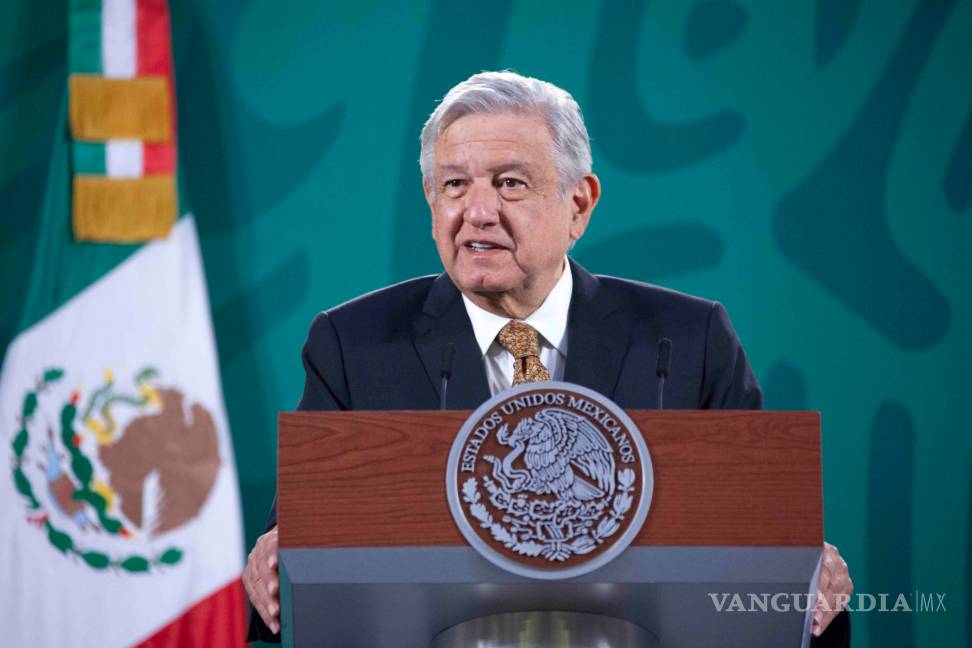 'Se magnifican las cosas': AMLO sobre muerte de mujer que recibió vacuna contra COVID-19