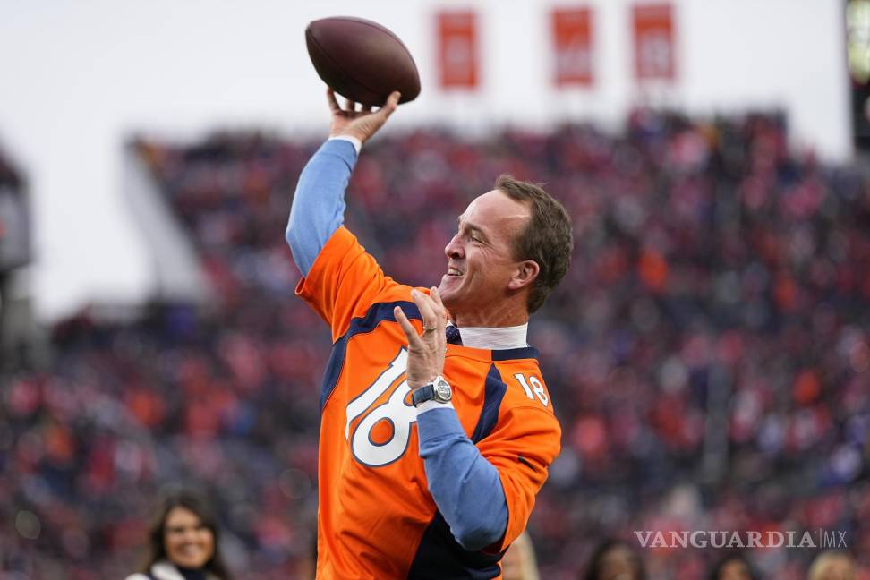 $!Peyton Manning, homenajeado recientemente por los Broncos, es una leyenda en los emparrillados.