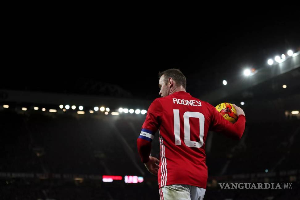 $!Rooney se pone nostálgico y comparte imagen del Manchester United que sí daba miedo