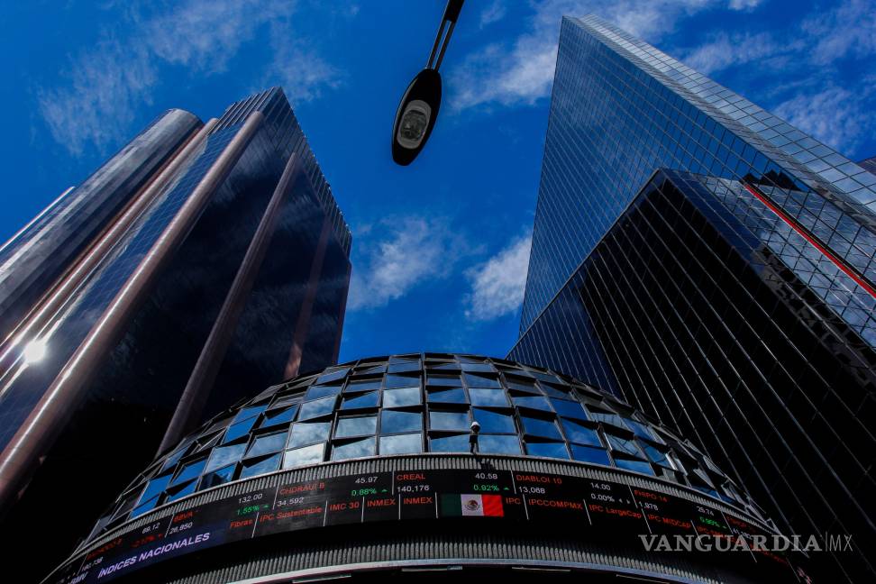 Ganaron 40 consorcios $57.4 mil millones en un trimestre