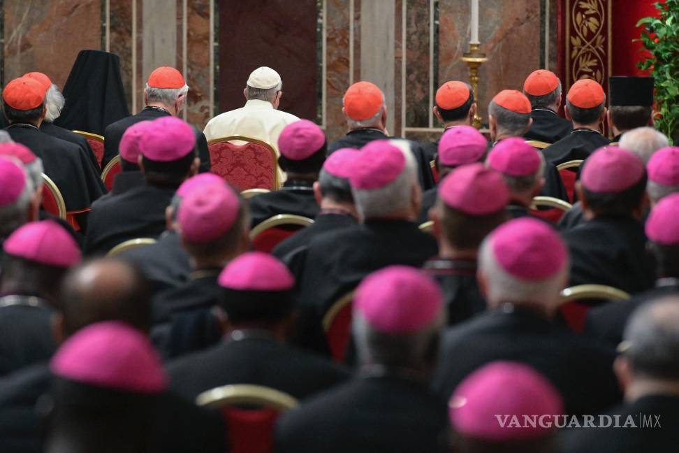 $!Hace cinco años, Francisco convocó una cumbre sin precedentes de obispos de todo el mundo para inculcarles que el abuso del clero era un problema global.