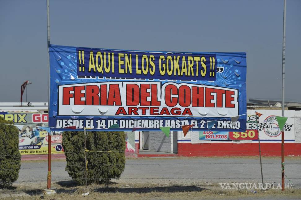 $!La tradicional Feria del Cohete se instaló en el terreno conocido como “Los Laureles”, sobre la carretera 57 en Arteaga, Coahuila.