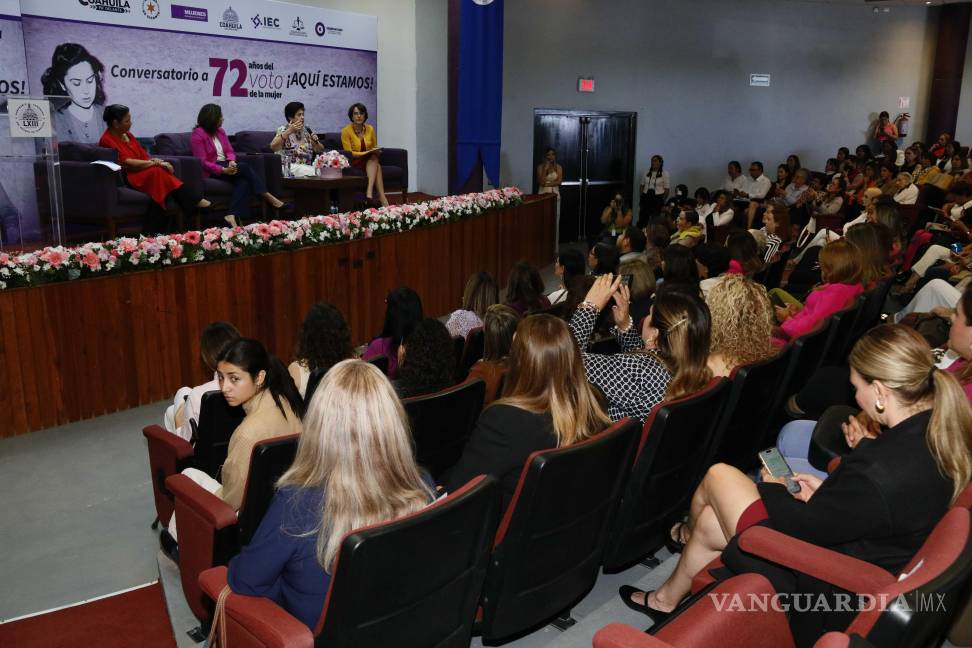 $!Las participantes del conversatorio coincidieron en que los avances en igualdad política no son irreversibles y requieren defensa activa desde todos los frentes.