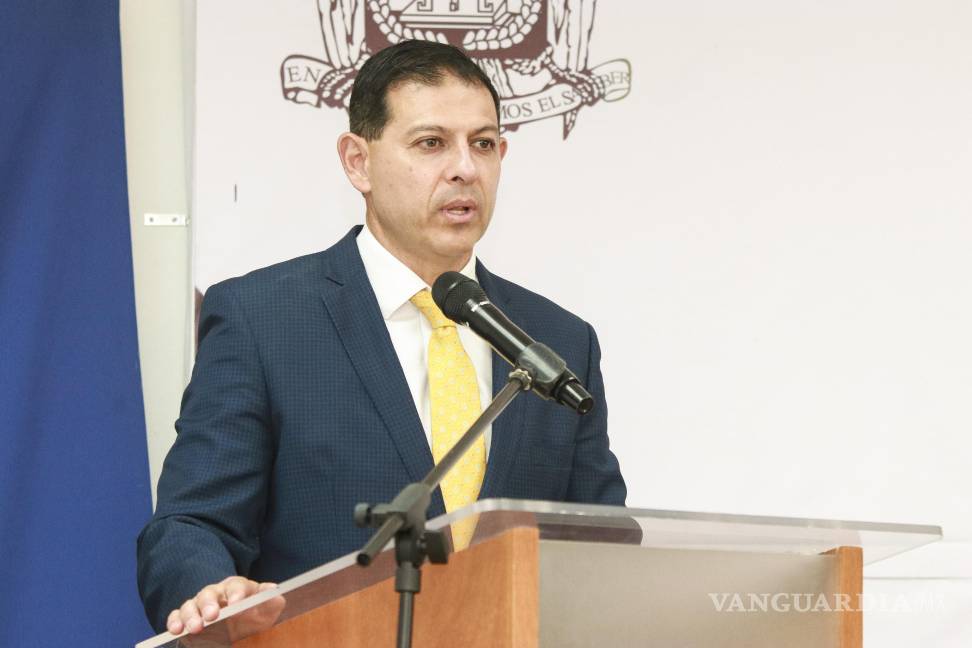 $!El rector reconoció el trabajo en equipo de la comunidad del IMARC y la labor de sus docentes.