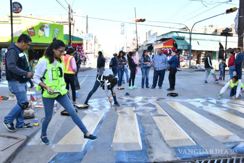 $!Decoran pasos peatonales en calles de Monclova
