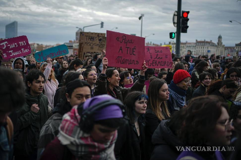 Mujeres alzan su voz en todo el para defender sus derechos y contra la violencia y la impunidad (fotos)