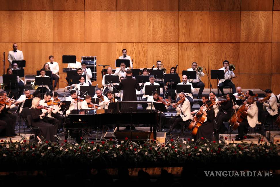 $!Alejandro Vela regresa a su natal Coahuila para conquistar a Grieg con la Filarmónica del Desierto