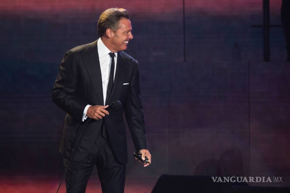 ¡Luis Miguel sigue siendo el rey!
