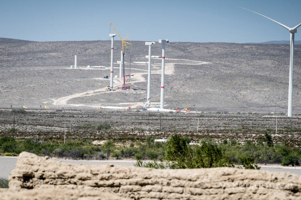 $!Parque Eólico de Coahuila registra un avance del 80 por ciento en su construcción