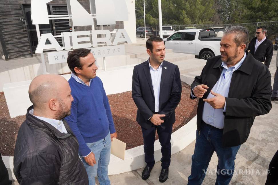 $!Representantes de diversas empresas participaron en la mesa de trabajo, destacando la importancia de la movilidad y la seguridad en el sector productivo.