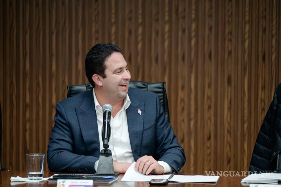 $!Ciudadanía de Saltillo tendrá voz directa en obras y servicios, afirmó el Alcalde.